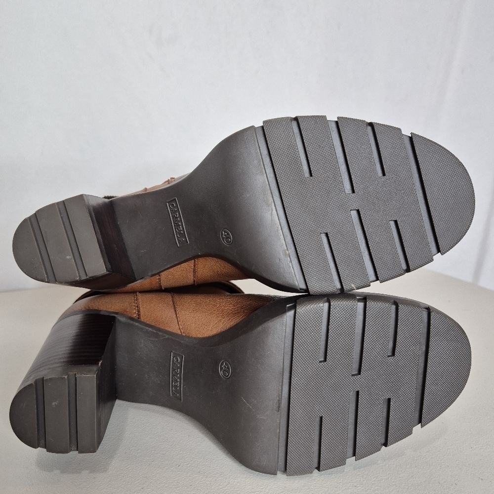 Carmela Collection by Xti Leather Fold-Over Block Heel Boots - Size 9 - Picture 12 of 15